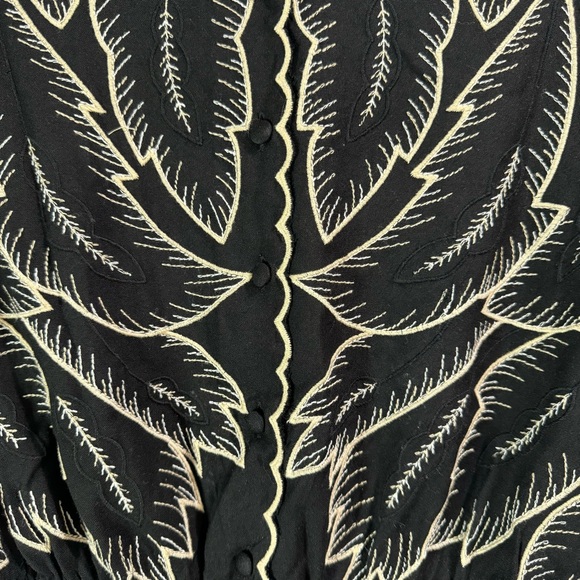 Maple by Some Odd Rubies / Black Blouse / Size 4 - Picture 4 of 6